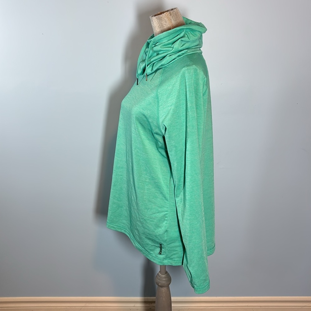 Teal Reebox top, XL. - Picture 2 of 4
